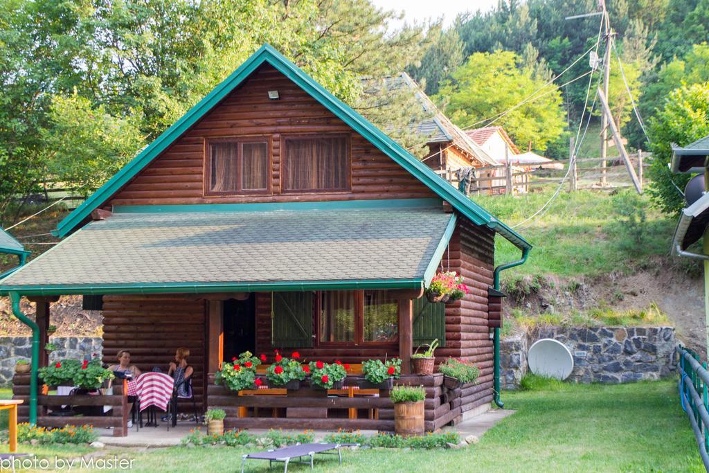 Holiday Homes Biser Lopatnice Lopatnica المظهر الخارجي الصورة
