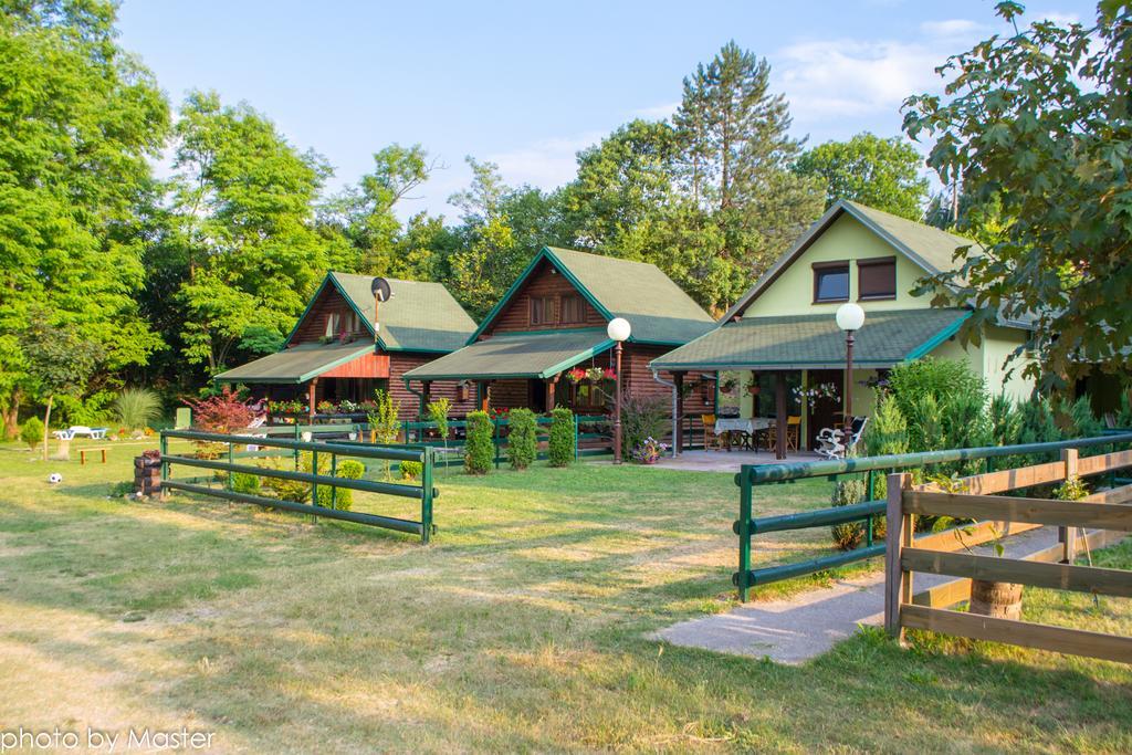 Holiday Homes Biser Lopatnice Lopatnica المظهر الخارجي الصورة