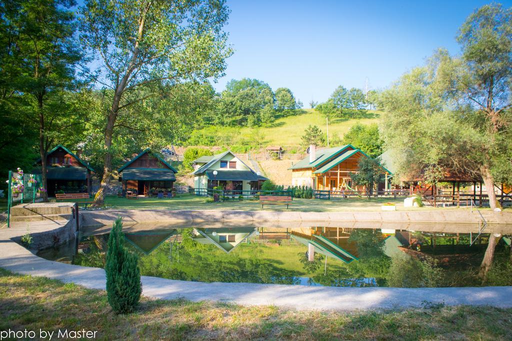 Holiday Homes Biser Lopatnice Lopatnica المظهر الخارجي الصورة