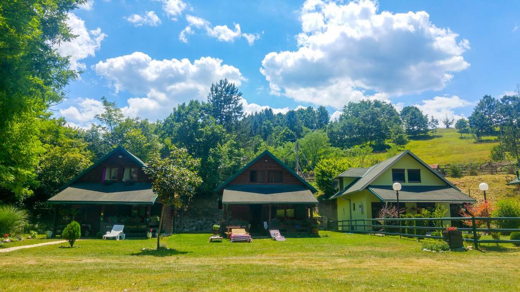 Holiday Homes Biser Lopatnice Lopatnica المظهر الخارجي الصورة